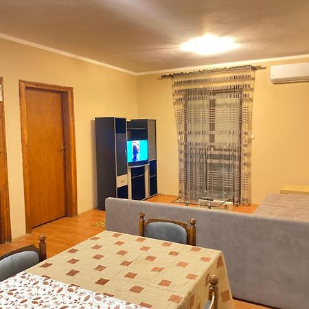 Guest House Vukovic Podgorica Ngoại thất bức ảnh