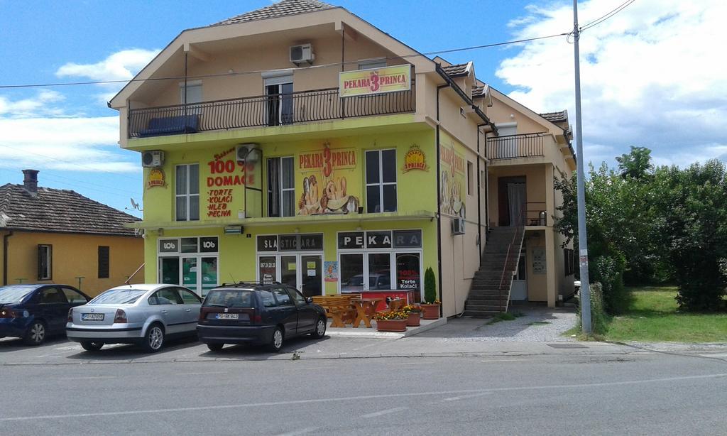 Guest House Vukovic Podgorica Ngoại thất bức ảnh
